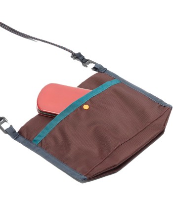 Lista 2L Lightweight Crossbody Bag (1)