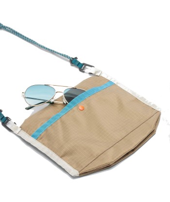 Lista 2L Lightweight Crossbody Bag (1)