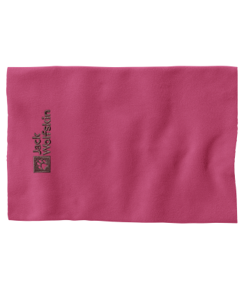 dark fuchsia